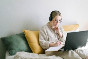 4 Ways to Land Translation Jobs with No Experience-translationjobs.net